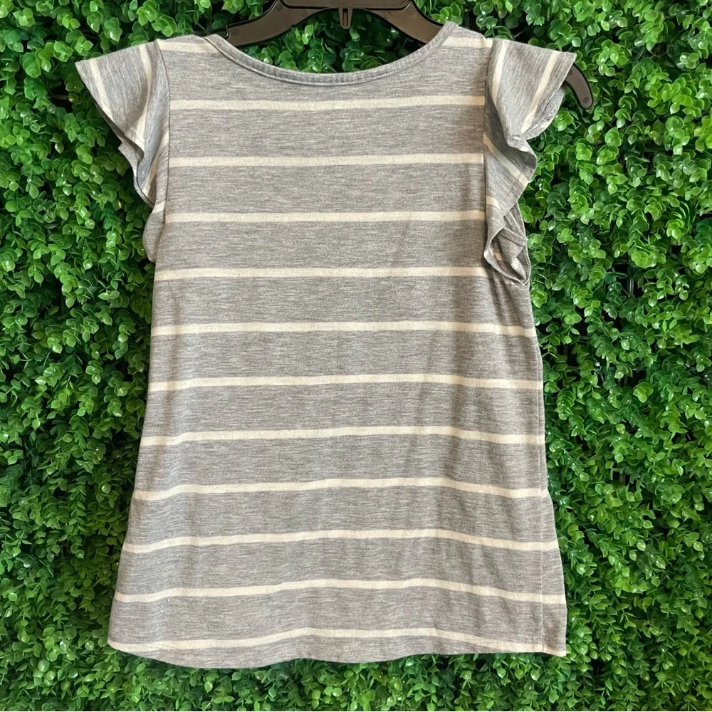 Justice Girls Size 14 Grey Striped Shirt Ruffle Sleeve 